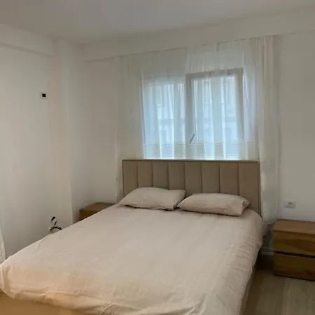 Luxury Next To Us Embassy Διαμέρισμα