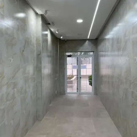 Luxury Next To Us Embassy Τίρανα