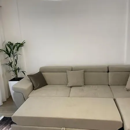 Luxury Next To Us Embassy Διαμέρισμα